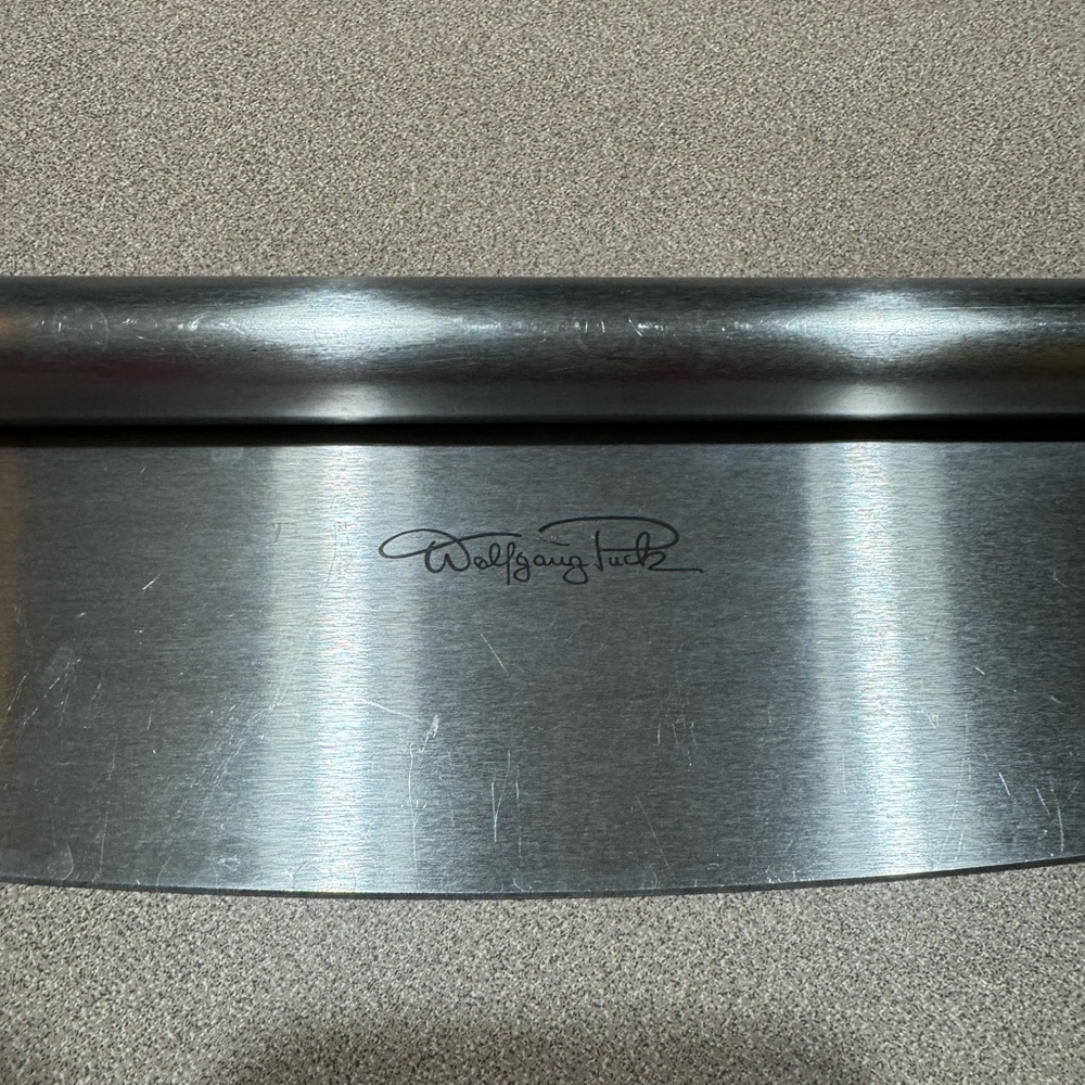 Pizza Rocker Cutter by Wolfgang Puck
